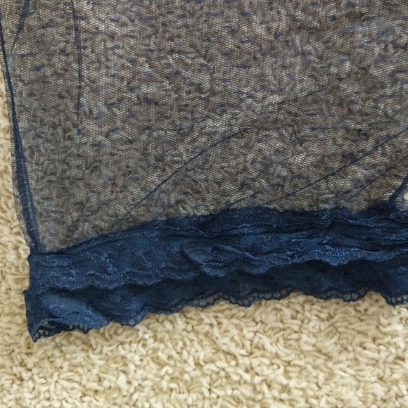 Charlotte Russe Women's Sheer Navy Blue Top - Picture 5 of 7